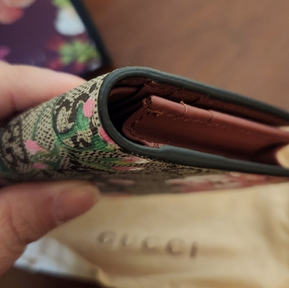 Gucci Blooms Bifold Card Case Wallet - Picture 3 of 8